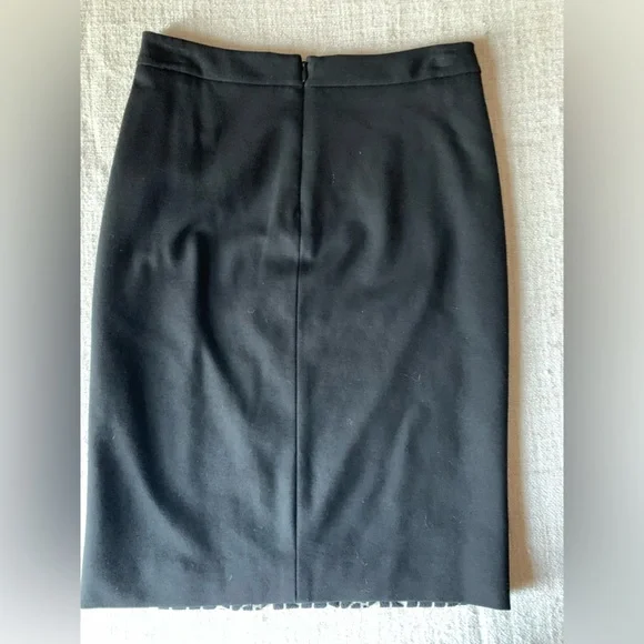 DianeVon Furstenberg pencil skirt size 2 - Picture 4 of 10
